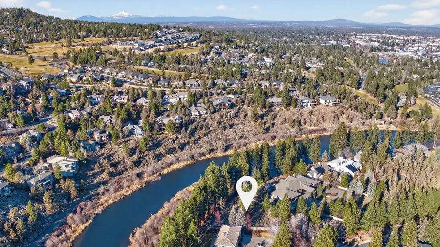 2201 NW Lakeside, Bend, OR 97703 - Image #3