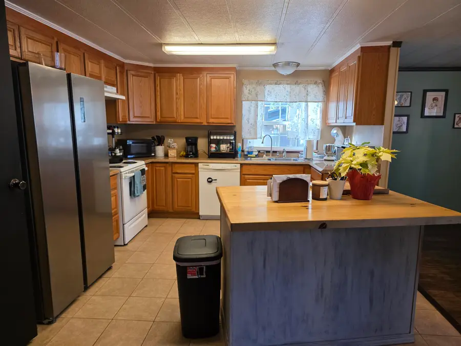 18010 Ponderosa, Klamath Falls, OR 97601 - Image #2