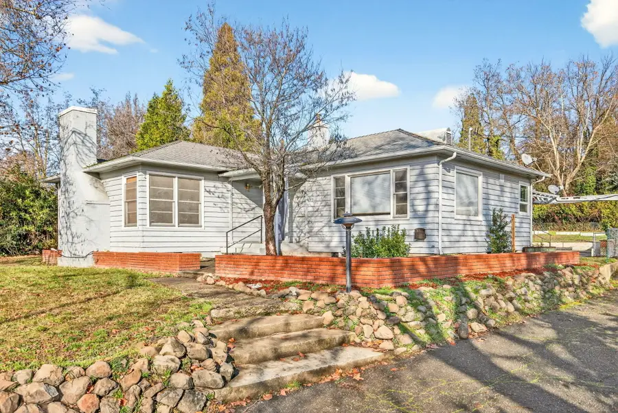 2137 E Jackson, Medford, OR 97504 - Image #3