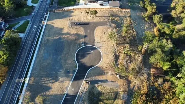 251 Reserve, Medford, OR 97504 - Image #3