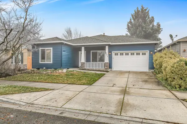 831 Isherwood, Central Point, OR 97502