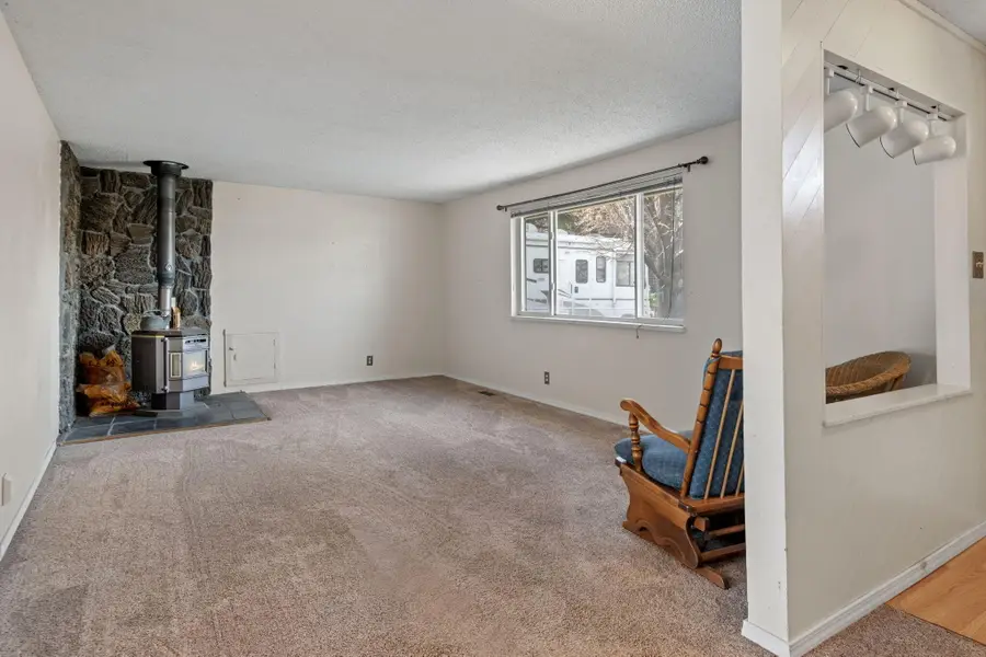 62946 Florence, Bend, OR 97701 - Image #3