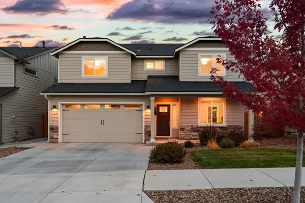 61364 SE Matthew, Bend, OR 97702