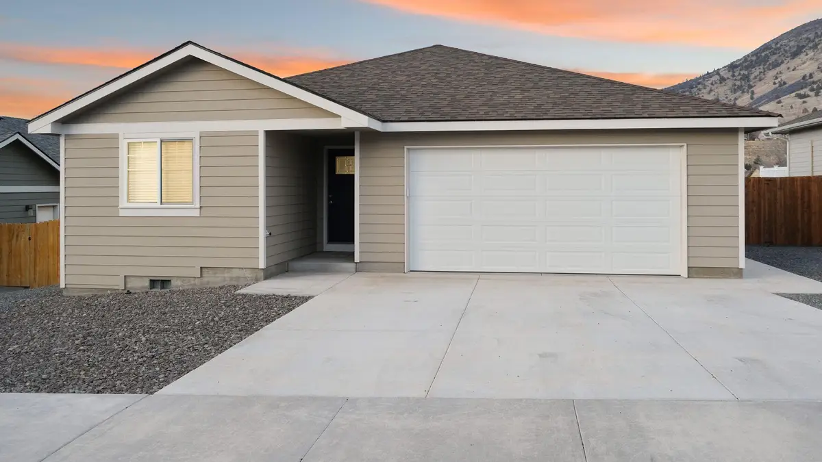 5489 Shalynn, Klamath Falls, OR 97603 - Image #1