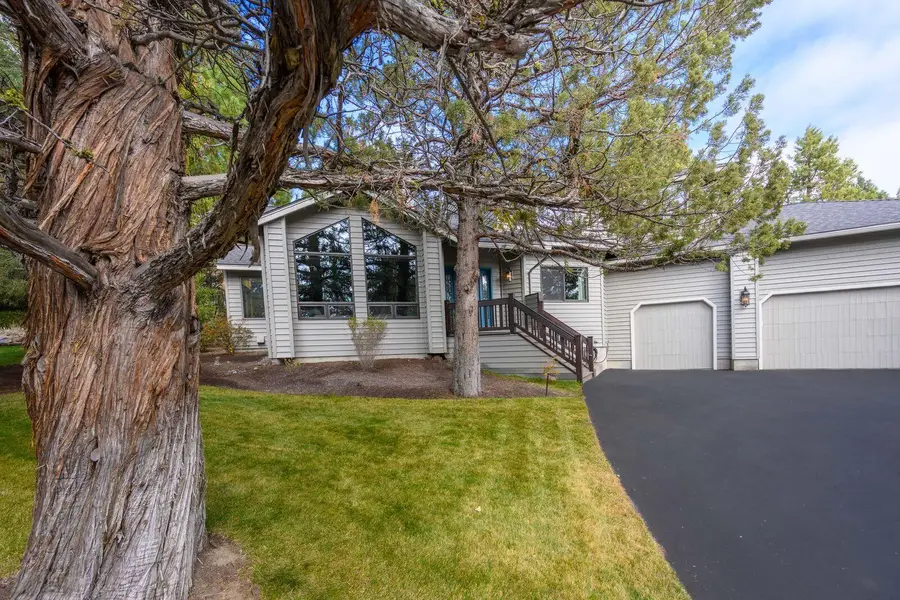 1648 NW Summit, Bend, OR 97703 - Image #3