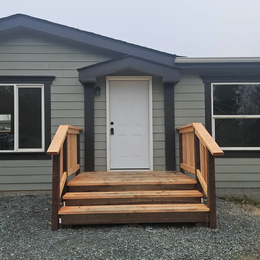 5250 Redwood, Grants Pass, OR 97527 - Image #3