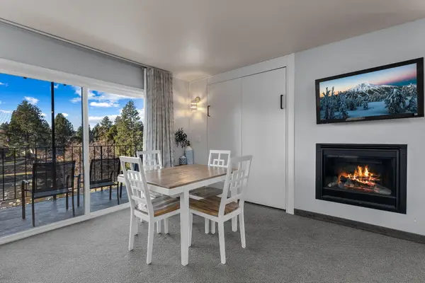 1565 NW Wall, Bend, OR 97703