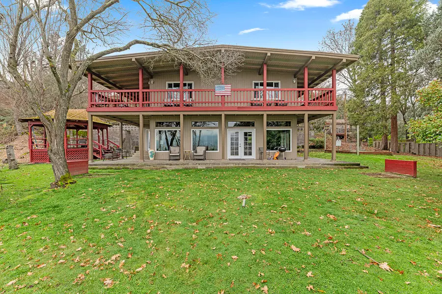 975 NW Starlite, Grants Pass, OR 97526 - Image #2