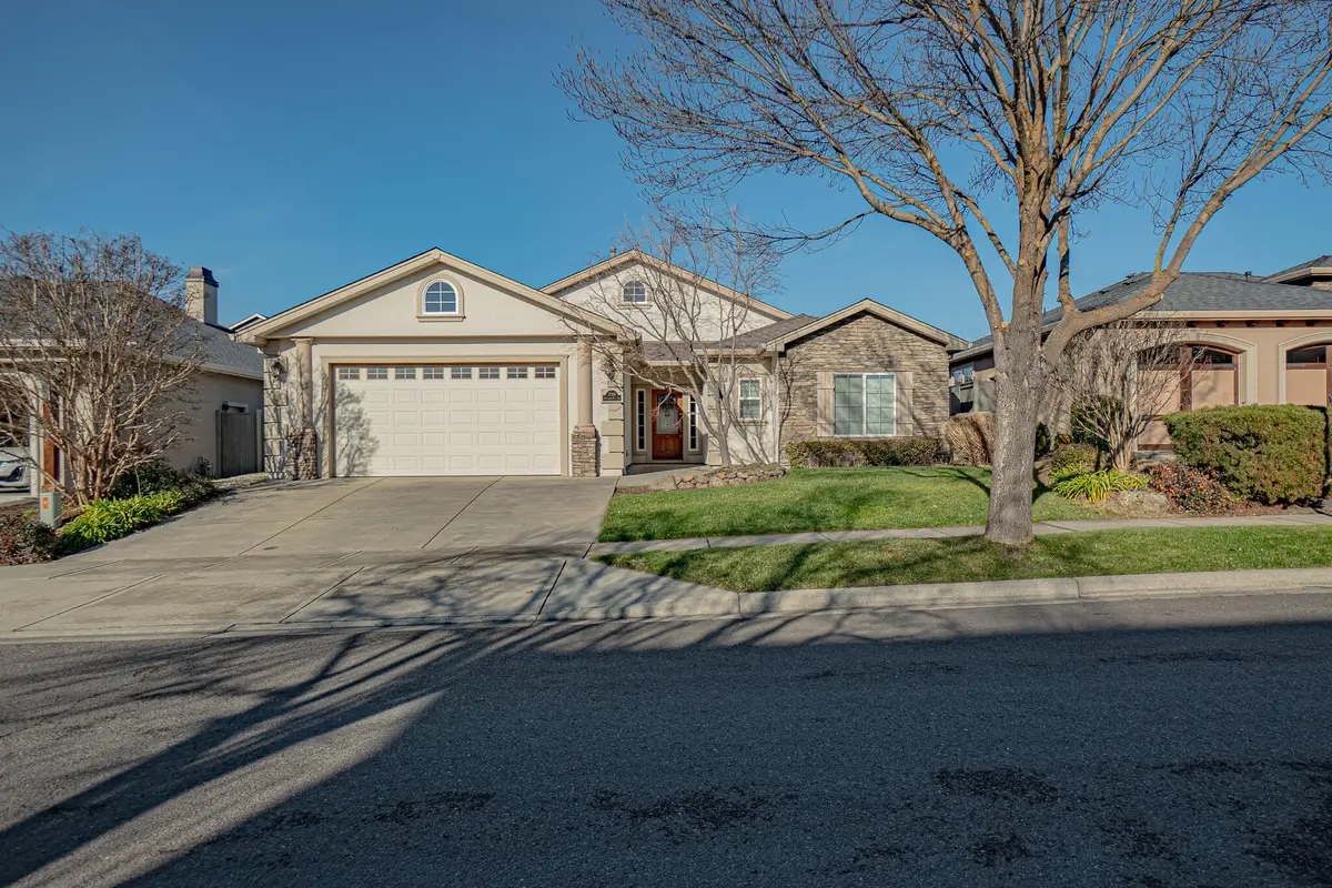 3749 Sherwood Park, Medford, OR 97504 - Image #1