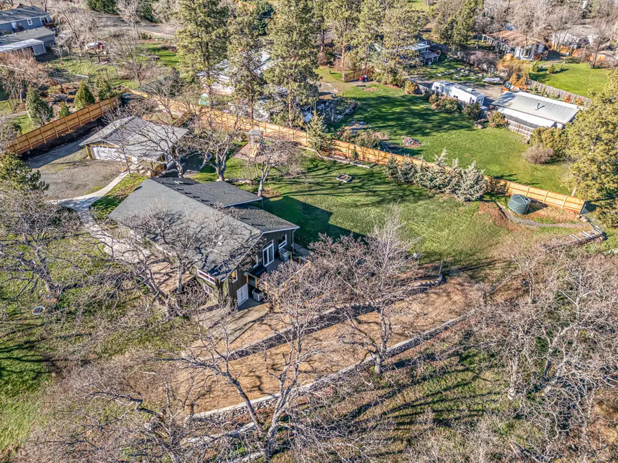 10 Velna, Ashland, OR 97520 - Image #3