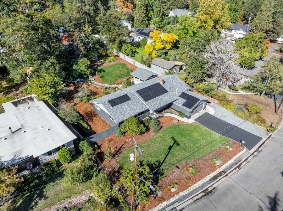 740 NW Kinney, Grants Pass, OR 97526 - Image #3