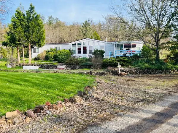 3399 Dodge, White City, OR 97503