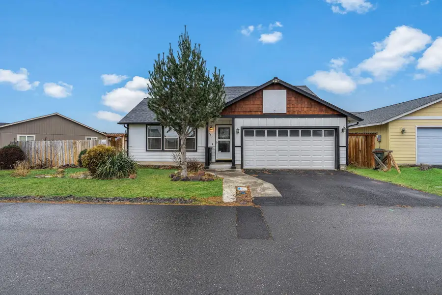 485 SE Ponderosa Drive, Madras, OR 97741 - #2