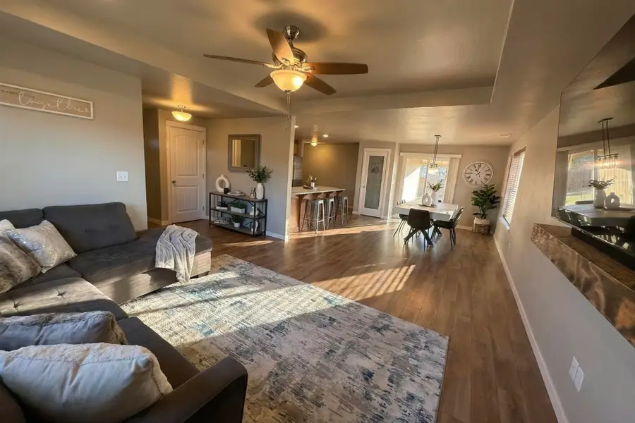 8268 29th, White City, OR 97503 - Image #3