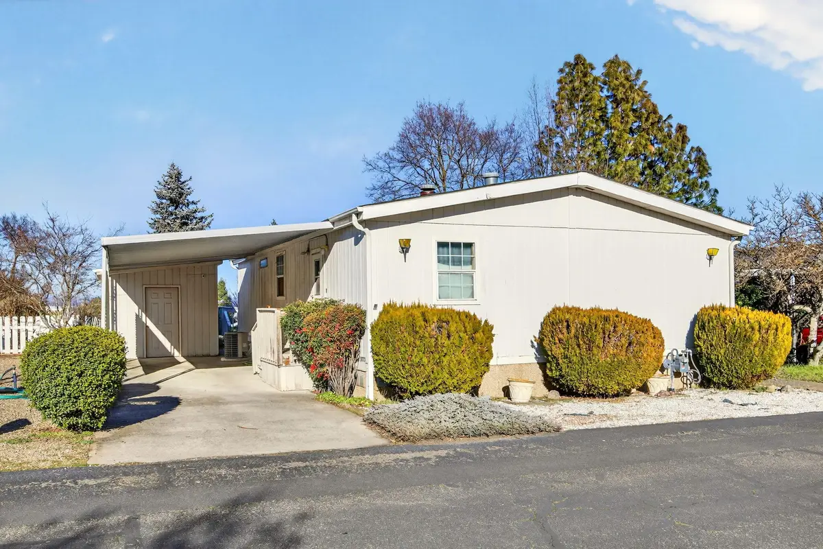 3955 S Stage, Medford, OR 97501 - Image #1