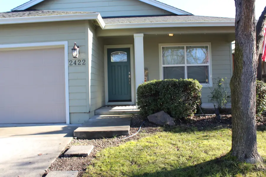 2422 Granite, White City, OR 97503 - Image #3