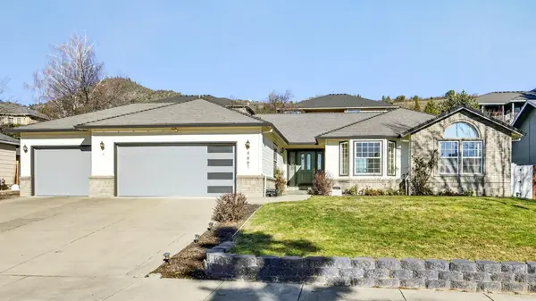 4661 Torrey Pines, Medford, OR 97504