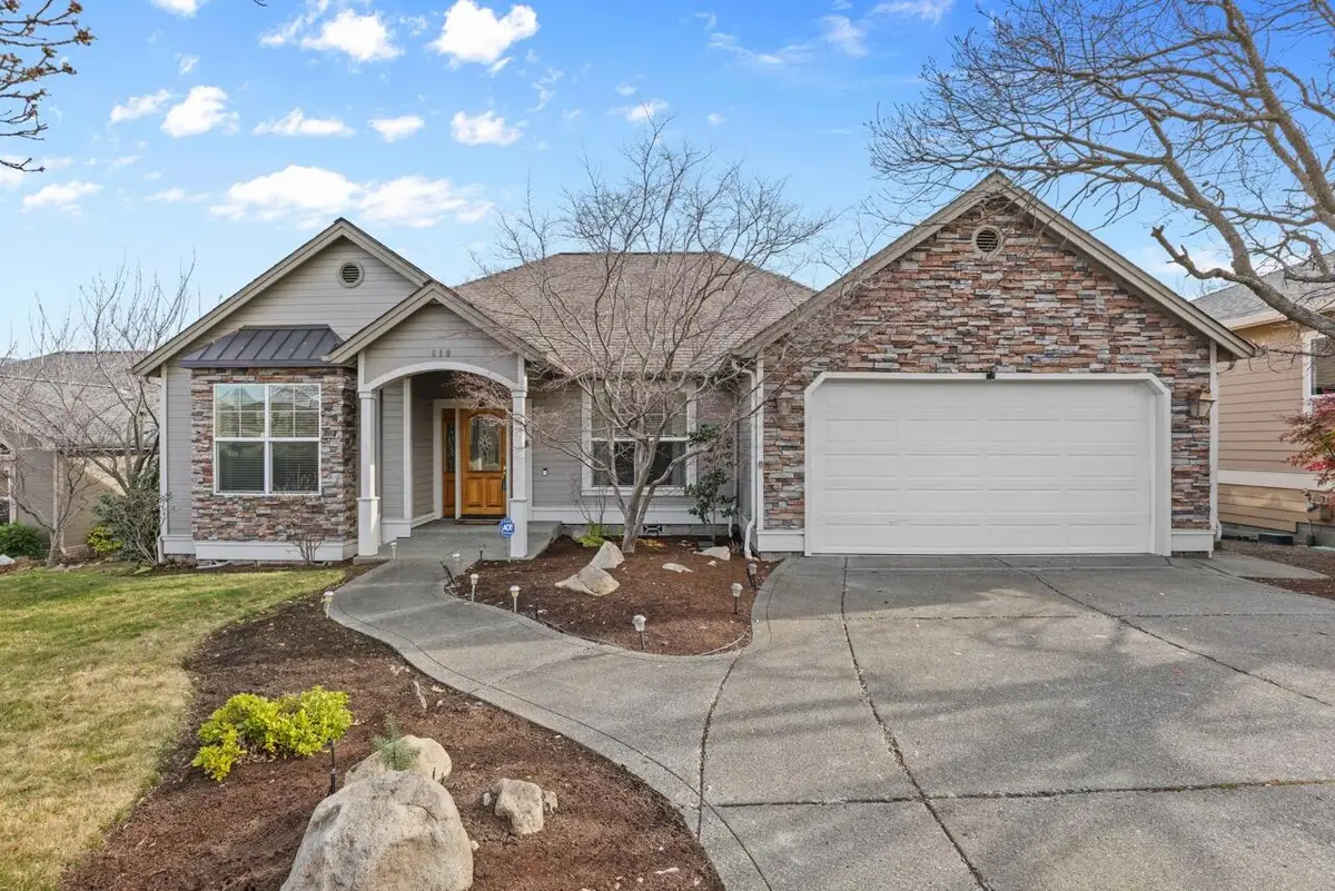 610 Sutton, Ashland, OR 97520 - Image #1