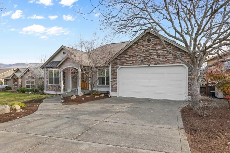 610 Sutton, Ashland, OR 97520 - Image #3