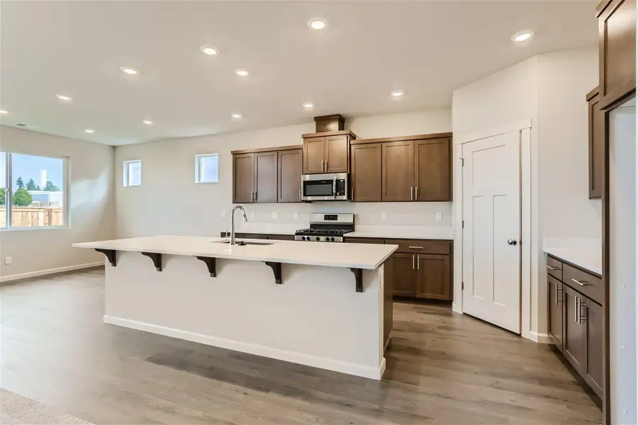 2548 NW Redwood Ave, Redmond, OR 97756 - Image #3