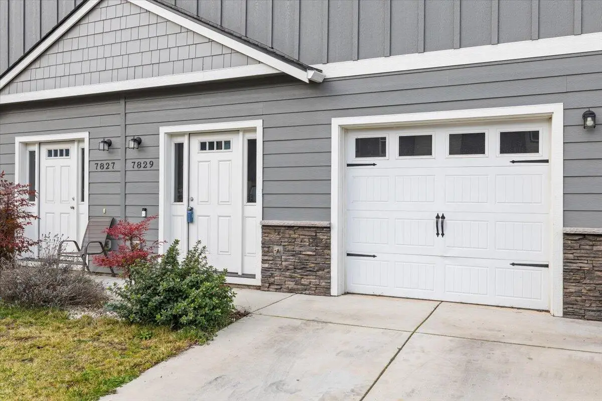 7829 Jacqueline, White City, OR 97503 - Image #1