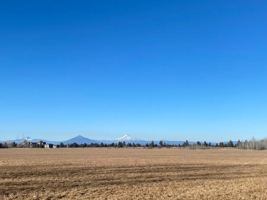 18870 Couch Market, Bend, OR 97703 - Image #2