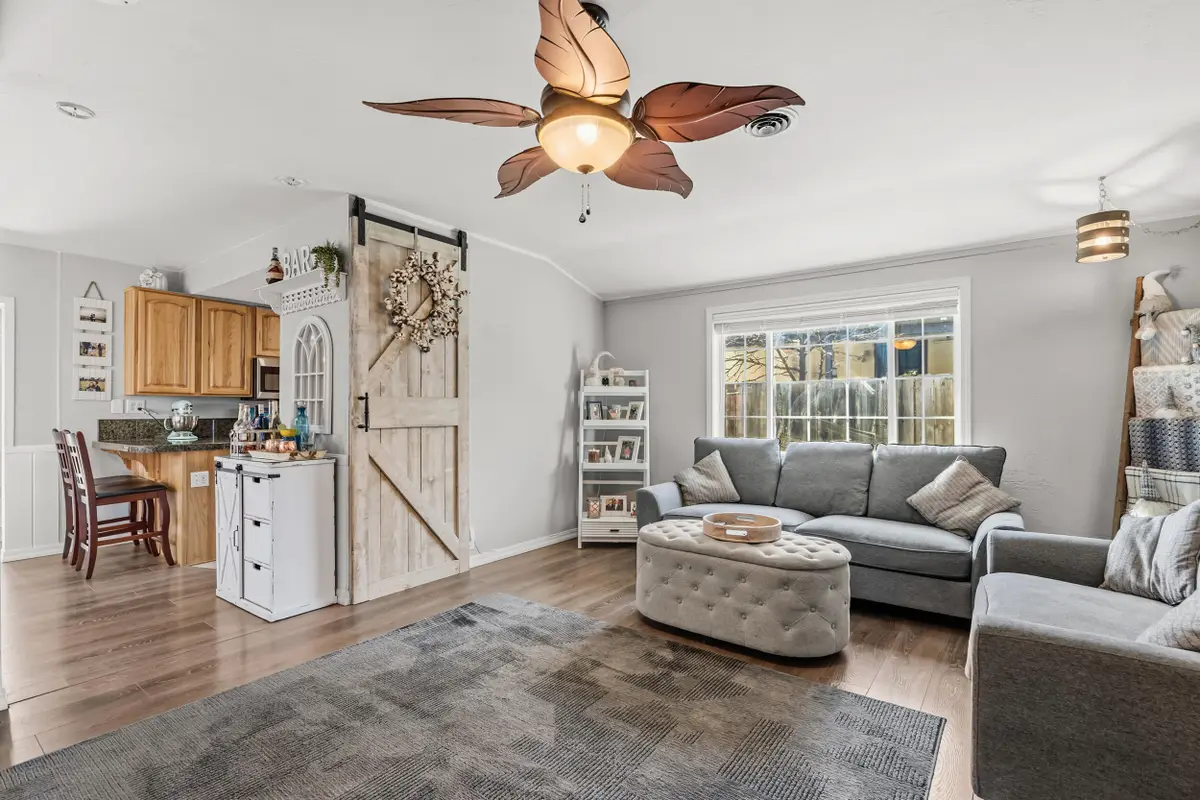 719 SW I, Grants Pass, OR 97526 - Image #1