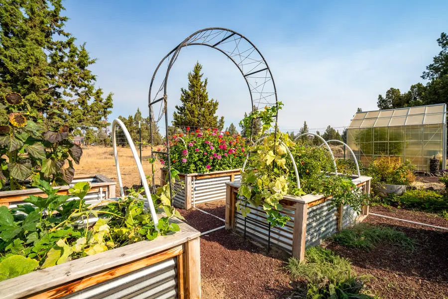 6356 SW Ferret, Terrebonne, OR 97760 - Image #2