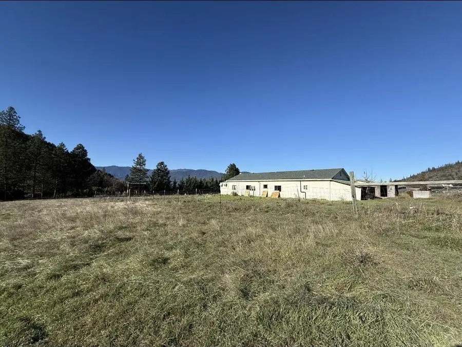 1065 Panther Gulch, Williams, OR 97544 - Image #3