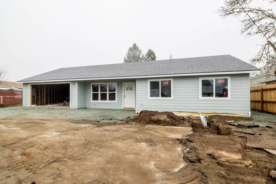 1228 SW Oak Street, Grants Pass, OR 97526 - #3