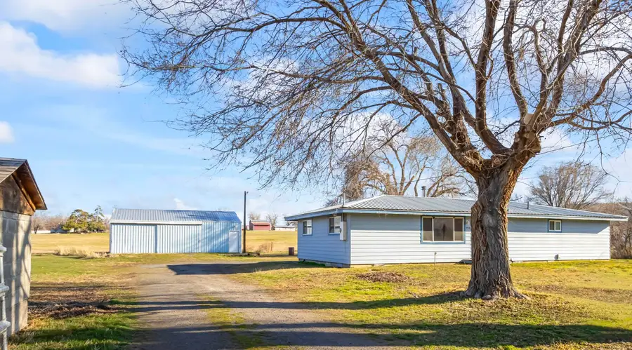 9581 NE Gateway Avenue, Madras, OR 97741 - Image #2