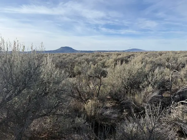 Tucker Rd Road #1401, Silver Lake, OR 97638