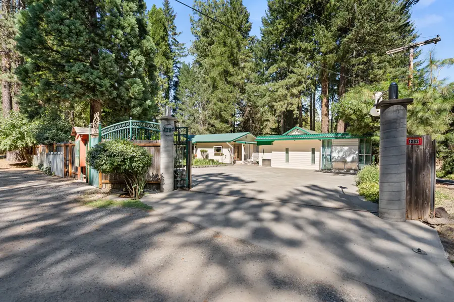 1282 Pleasant Creek Road, Rogue River, OR 97537 - Image #3