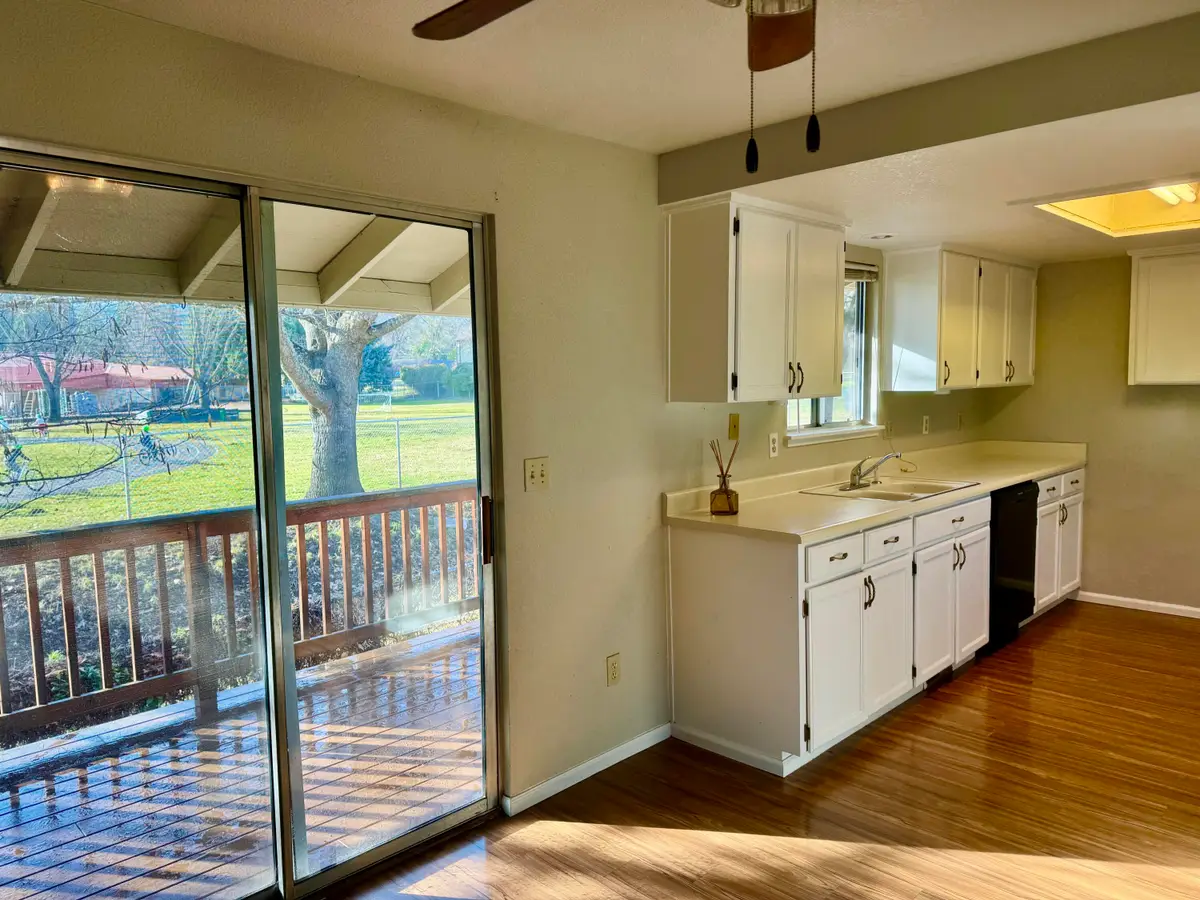 300 Shafer Lane #I-2, Jacksonville, OR 97530 - #1