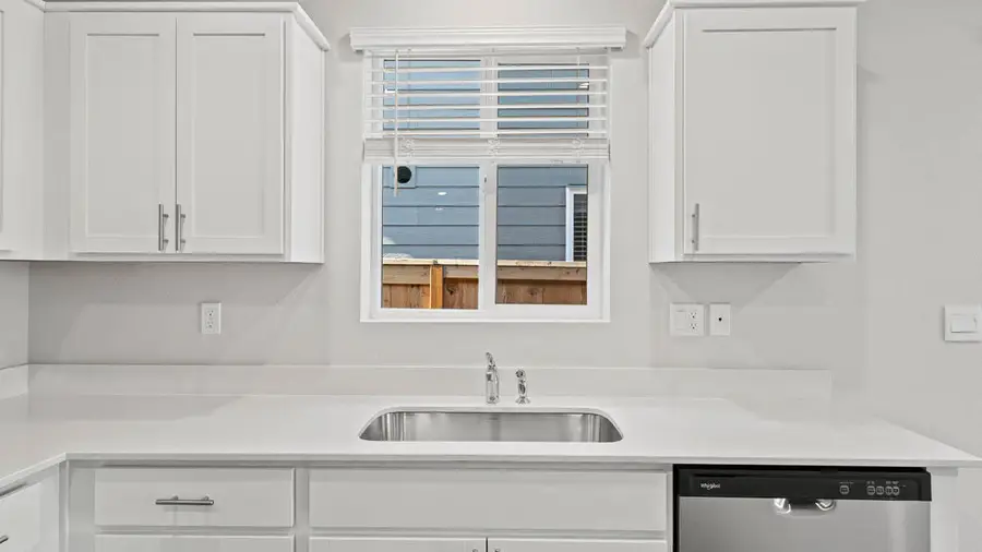 230 Darlington Street, Medford, OR 97501 - Image #2