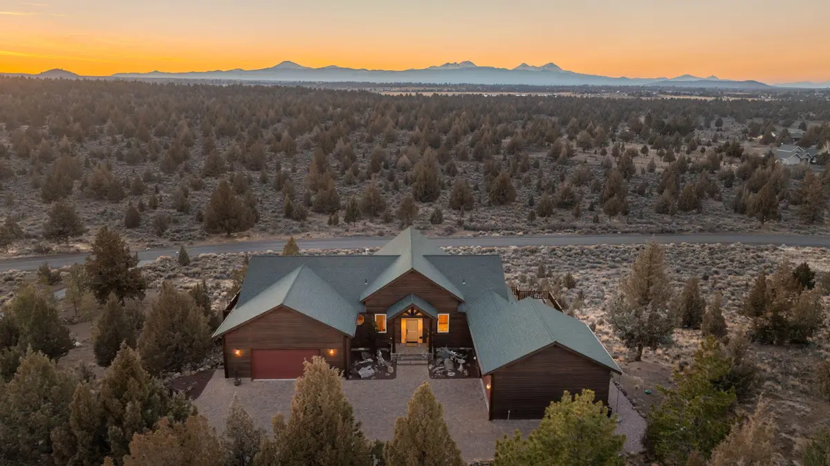 60440 Chickasaw Way, Bend, OR 97702 - #1