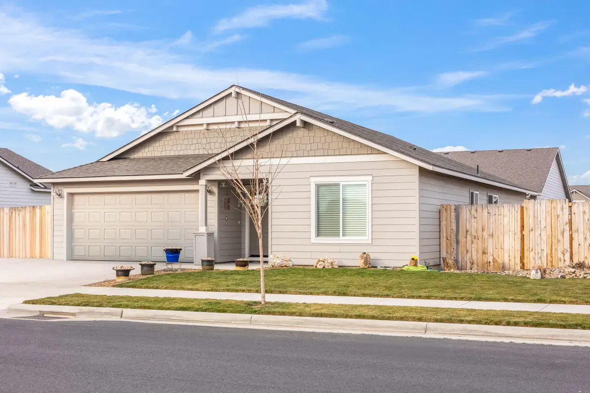 224 NW Monte Vista Avenue, Madras, OR 97741 - #1