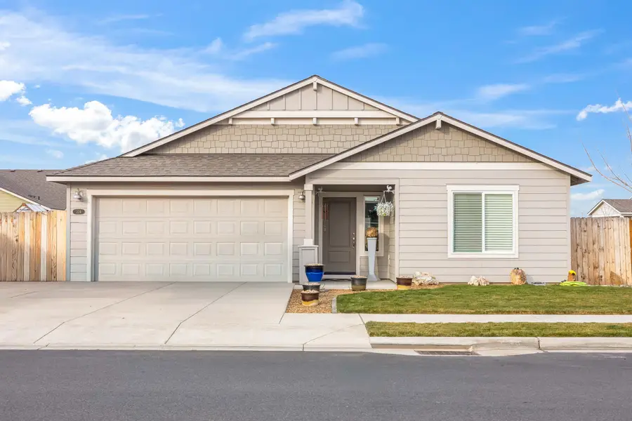 224 NW Monte Vista Avenue, Madras, OR 97741 - #2