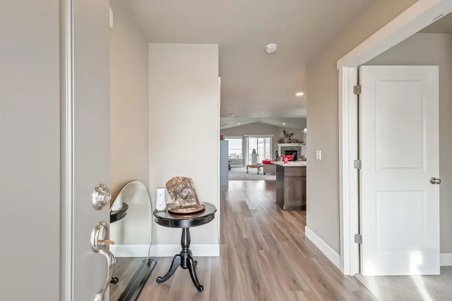 224 NW Monte Vista Avenue, Madras, OR 97741 - #3