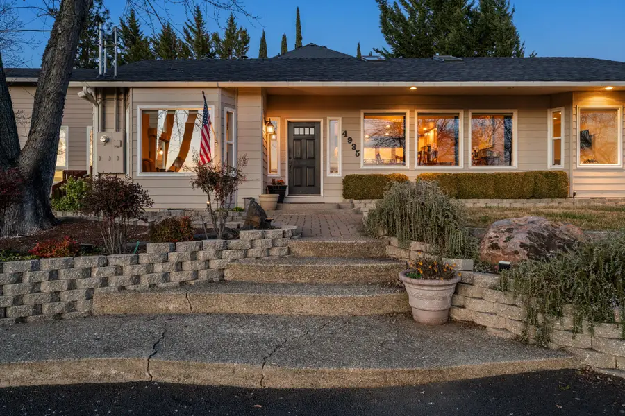 4935 Cherry Lane, Medford, OR 97504 - #3