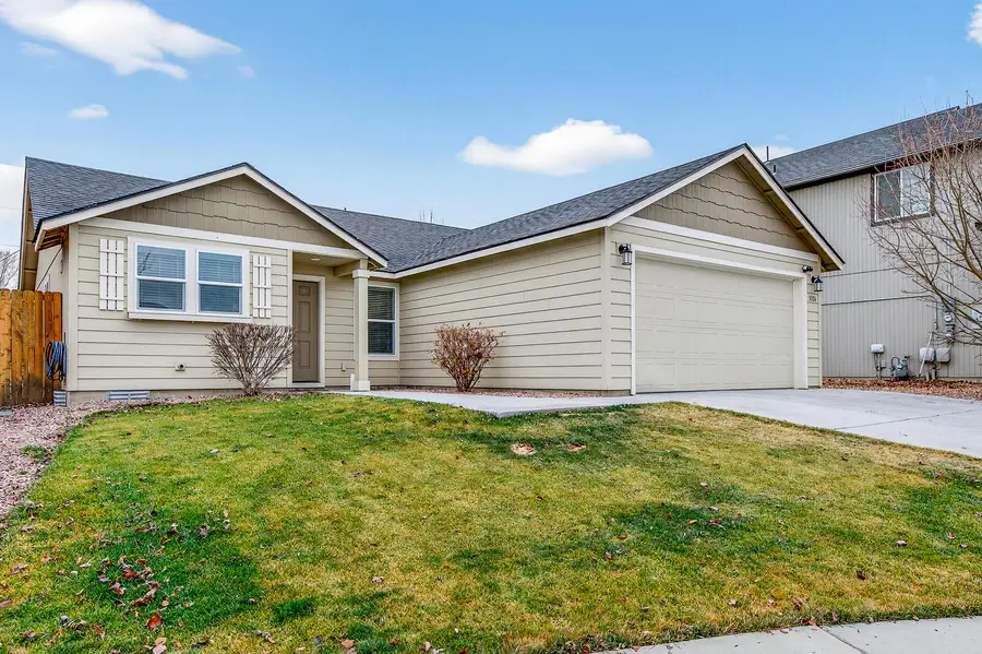 3526 SW Pumice Stone Avenue, Redmond, OR 97756 - Image #2