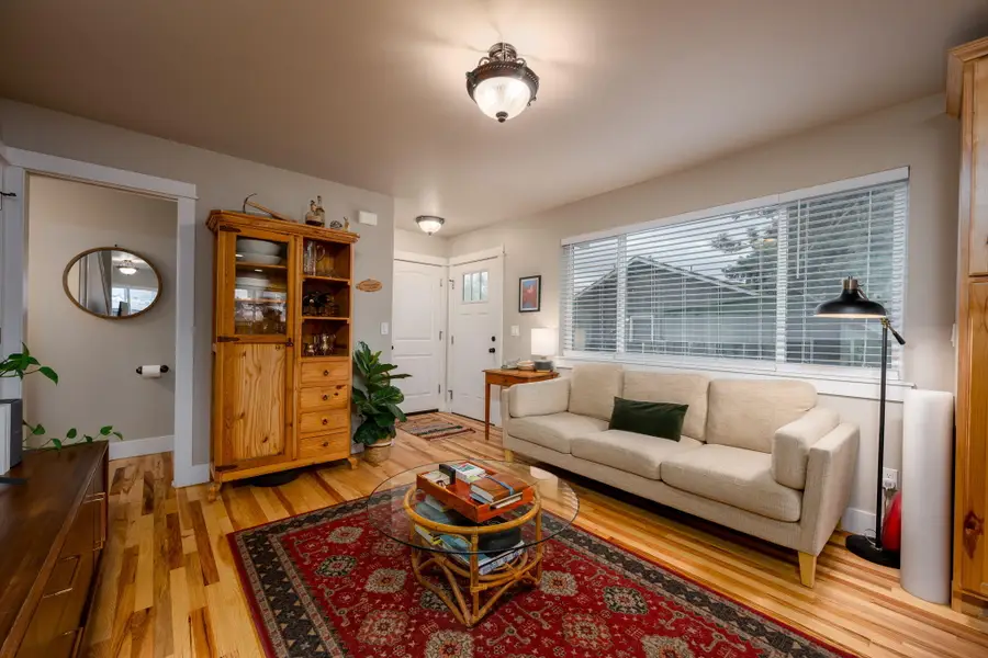 651 SE Reed Market Road, Bend, OR 97702 - Image #3