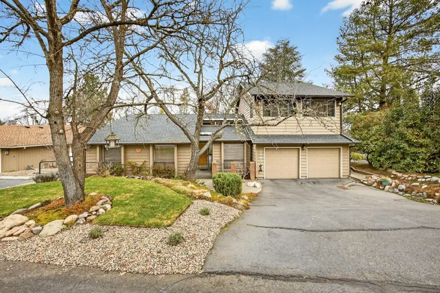 2585 Freedom Way, Medford, OR 97504 - Image #3