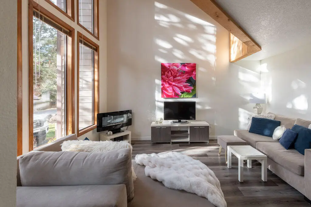 2136 NW Harriman Street, Bend, OR 97703 - Image #1