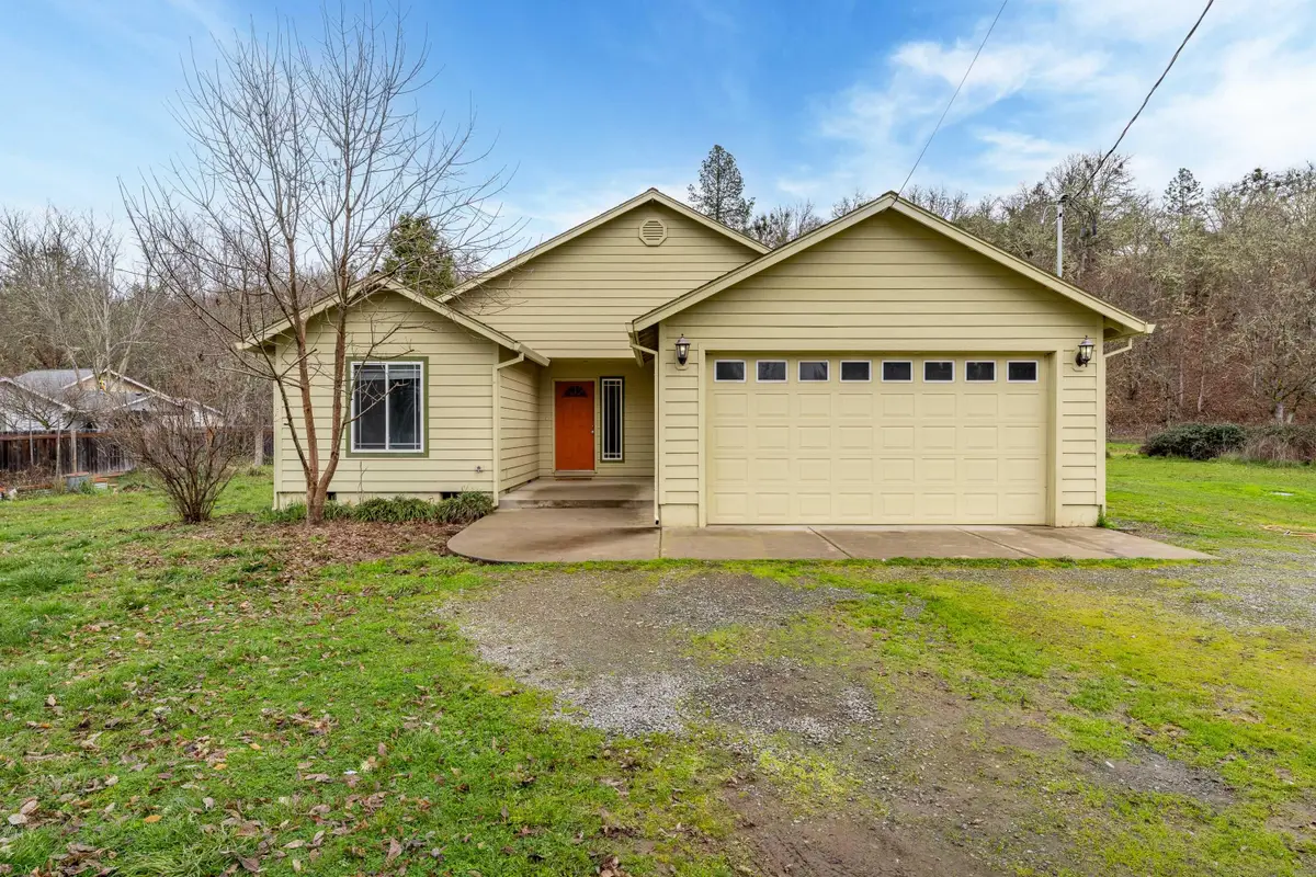 1910 Carton Way, Grants Pass, OR 97526 - Image #1