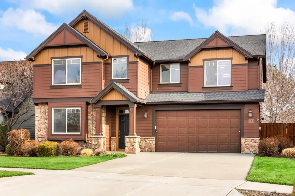 388 NW 29th Street, Redmond, OR 97756 - Image #1