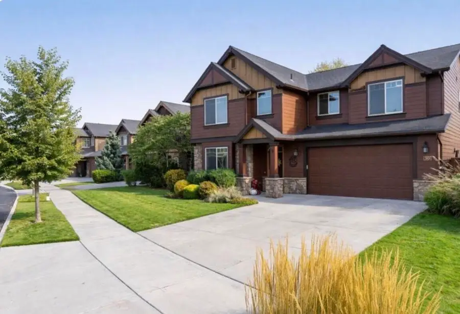 388 NW 29th Street, Redmond, OR 97756 - Image #2