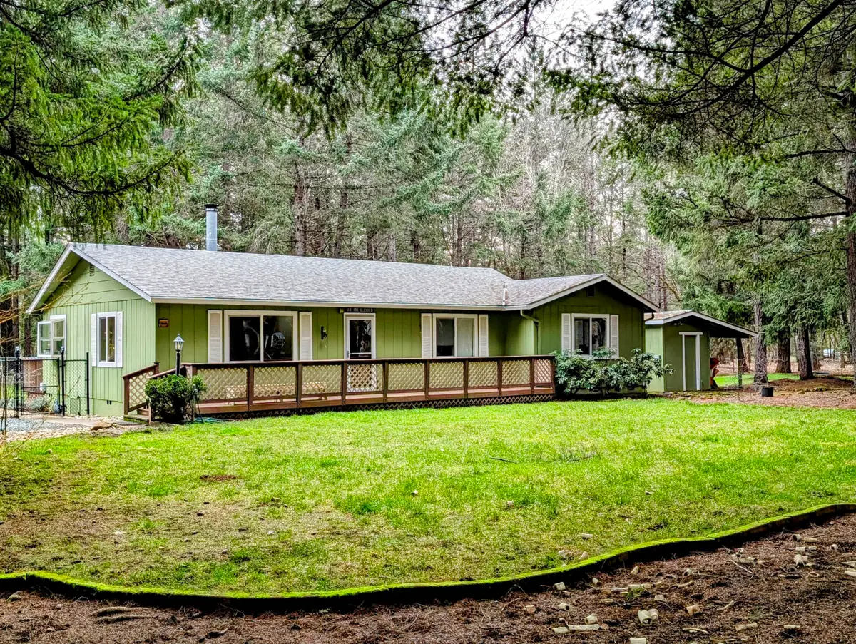 898 Williamson Loop, Grants Pass, OR 97526 - Image #1