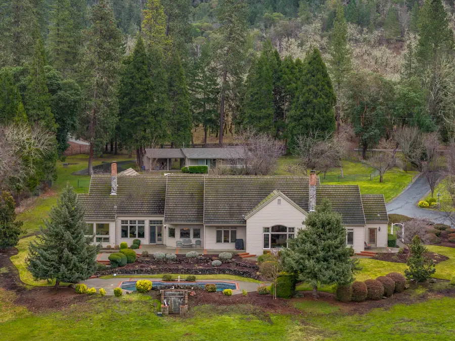 3396 Foots Creek Road, Gold Hill, OR 97525 - Image #3