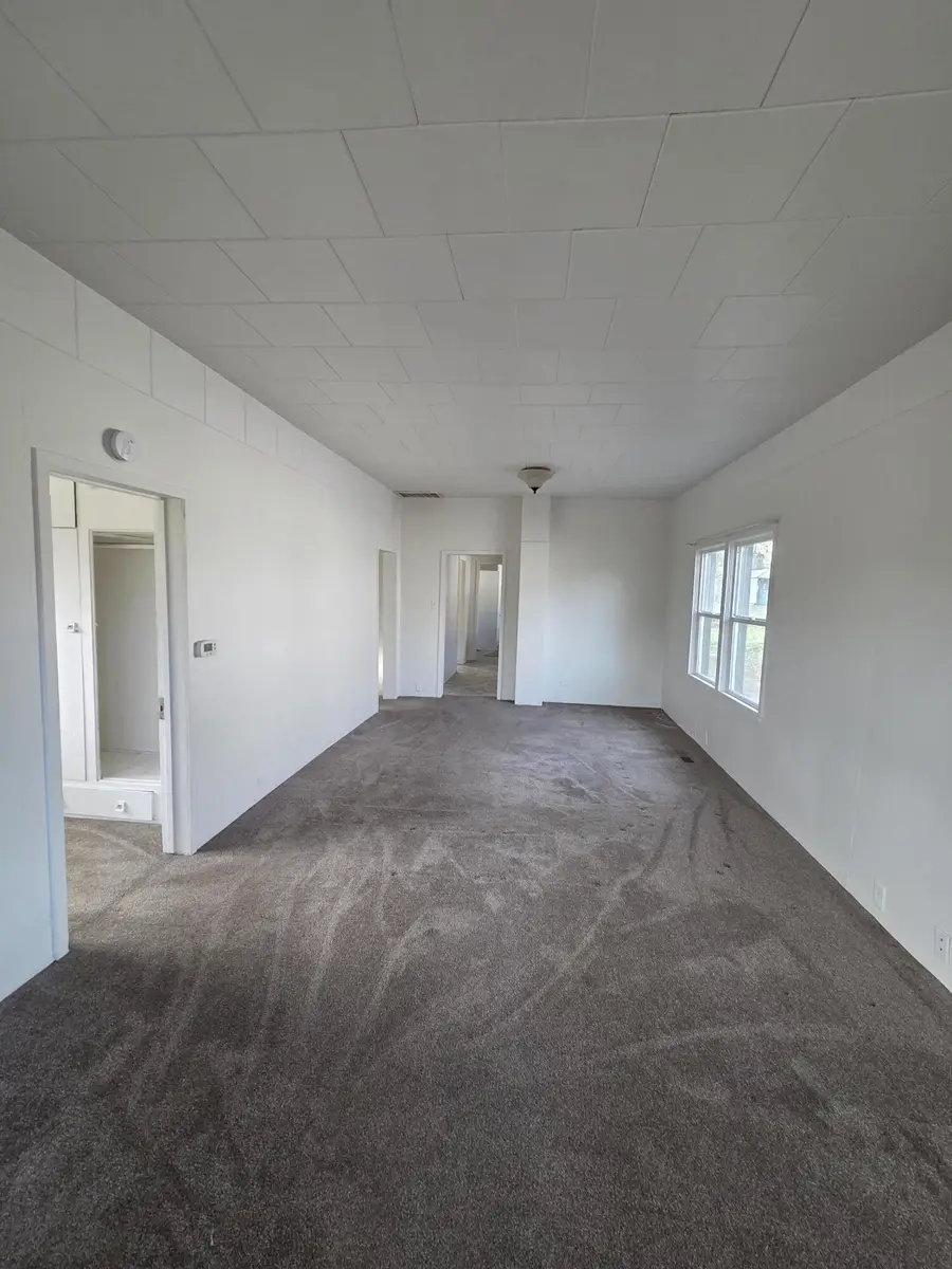 718 N 10th Street, Klamath Falls, OR 97601 - #3